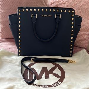 Gentle Used Michael Kors Selma studded Saffino leather large Navy satchel